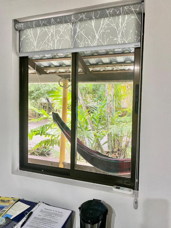Boutique Rooms River Front At La Junta 多米尼克 外观 照片