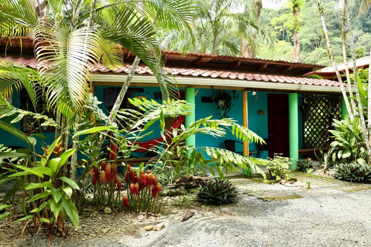 Boutique Rooms River Front At La Junta 多米尼克 外观 照片