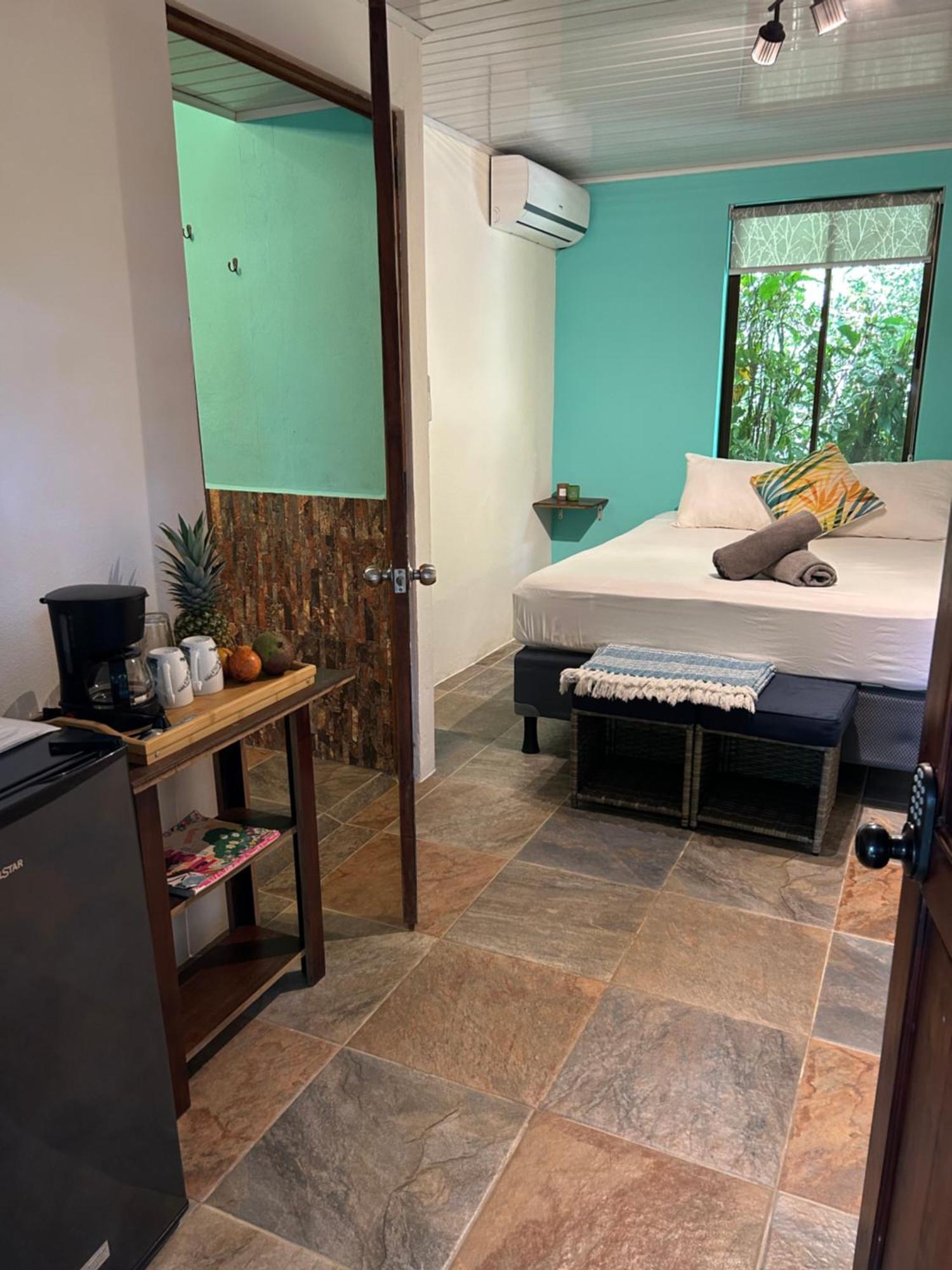Boutique Rooms River Front At La Junta 多米尼克 外观 照片